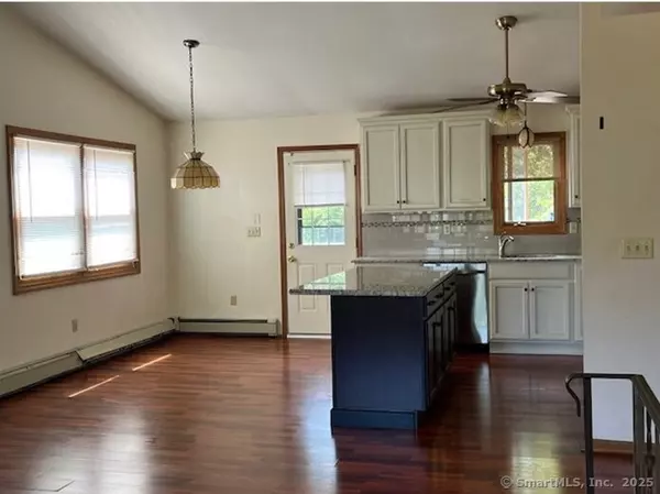 Bridgeport, CT 06606,137 Holroyd Street