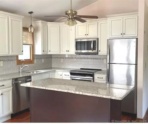 Bridgeport, CT 06606,137 Holroyd Street