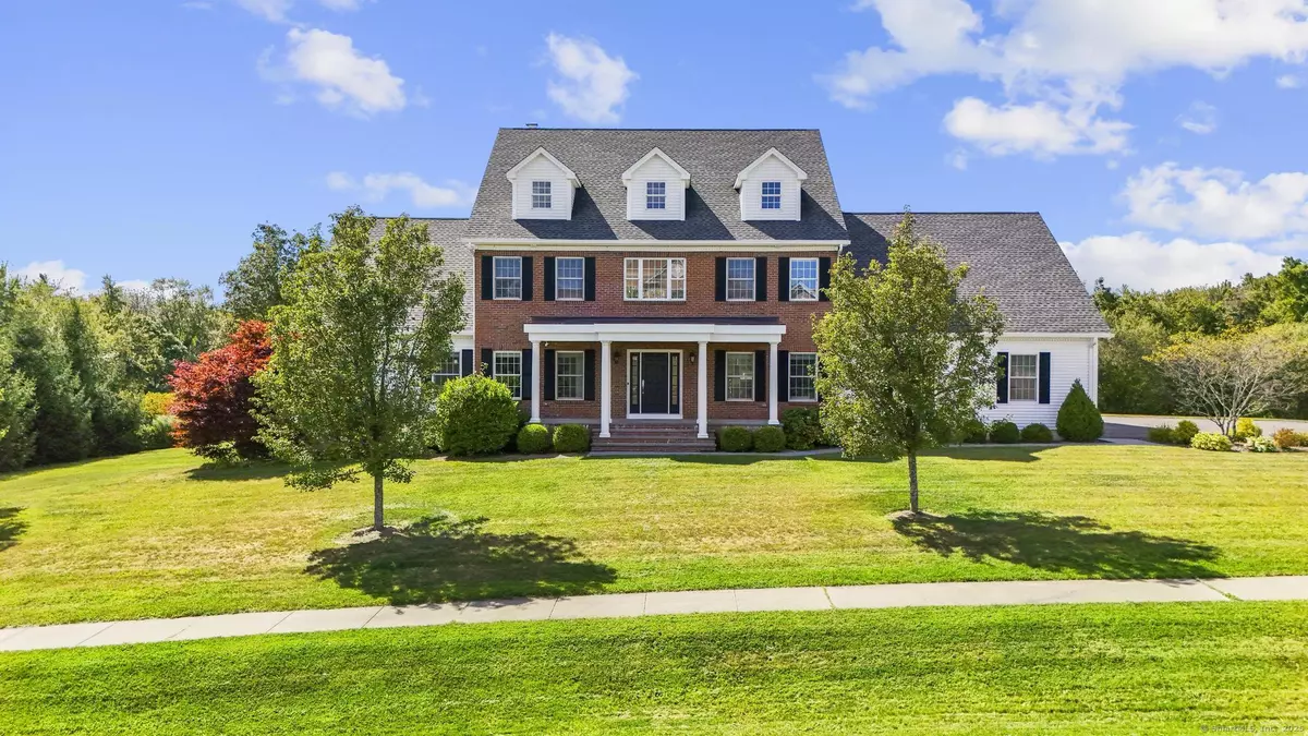 Watertown, CT 06795,318 Bayview Circle