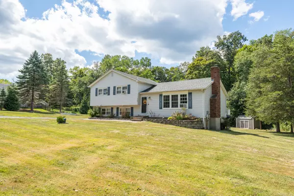 2320 Long Hill Road, Guilford, CT 06437