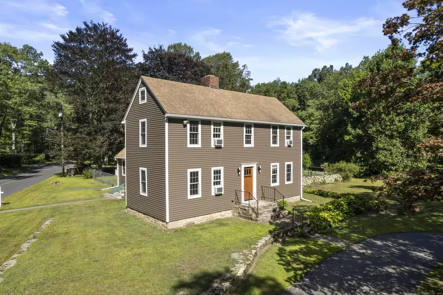 484 Old New London Road, Salem, CT 06420