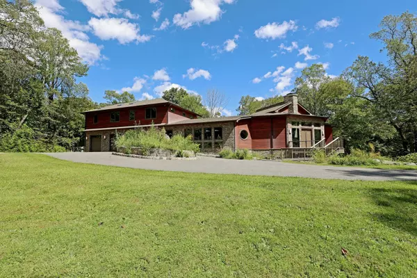 88 Green Lane, Ridgefield, CT 06877