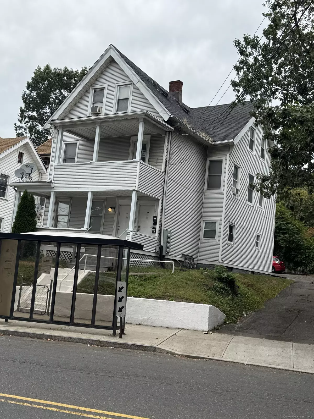 New Haven, CT 06513,37 Fairmont Avenue