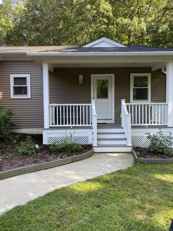 150 Gina Lane, Guilford, CT 06437