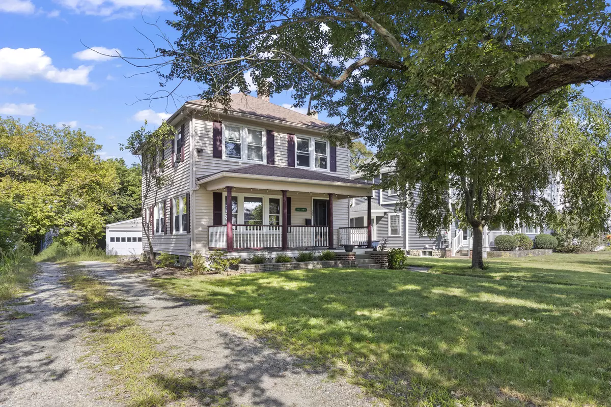Putnam, CT 06260,132 Grove Street