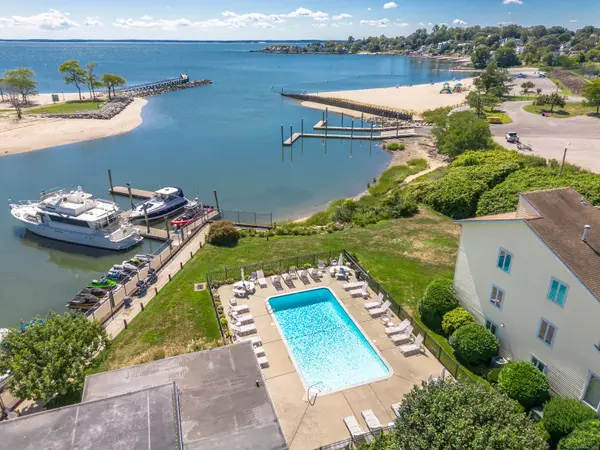 Stamford, CT 06902,61 Seaview Avenue #APT 55