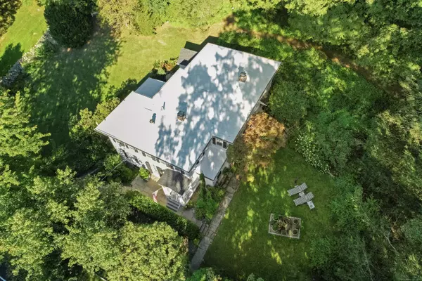 Weston, CT 06883,145 Lyons Plain Road