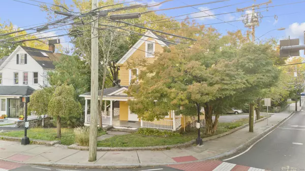Stamford, CT 06907,1148 Hope Street