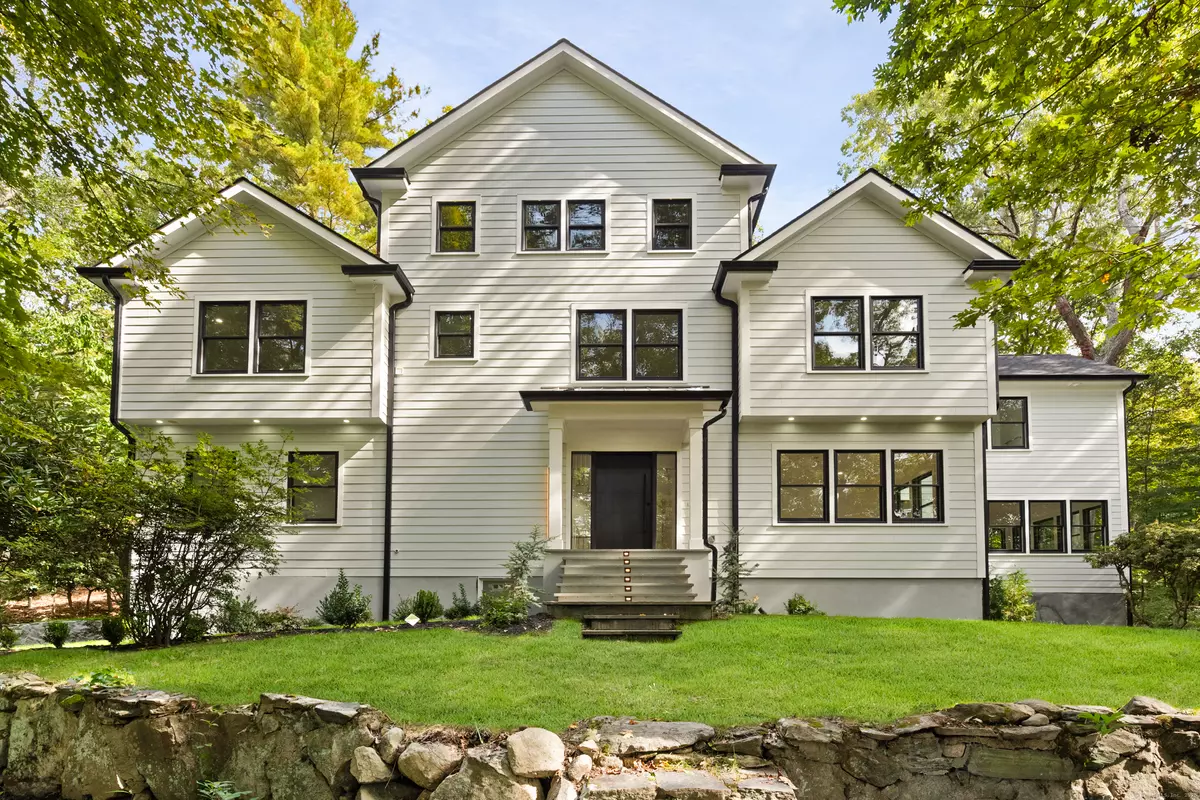 Stamford, CT 06903,81 Blackwood Lane