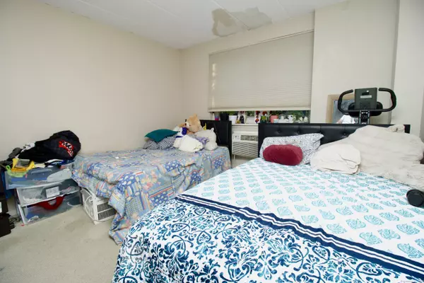 Stamford, CT 06907,27 Northill Street #APT 3A