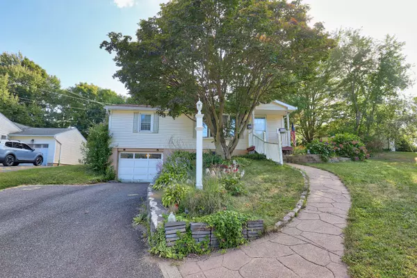 120 Williamson Circle, Watertown, CT 06779