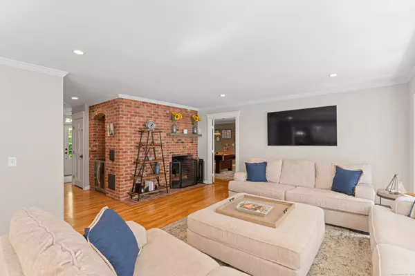 Southbury, CT 06488,46 Nod Hill Road