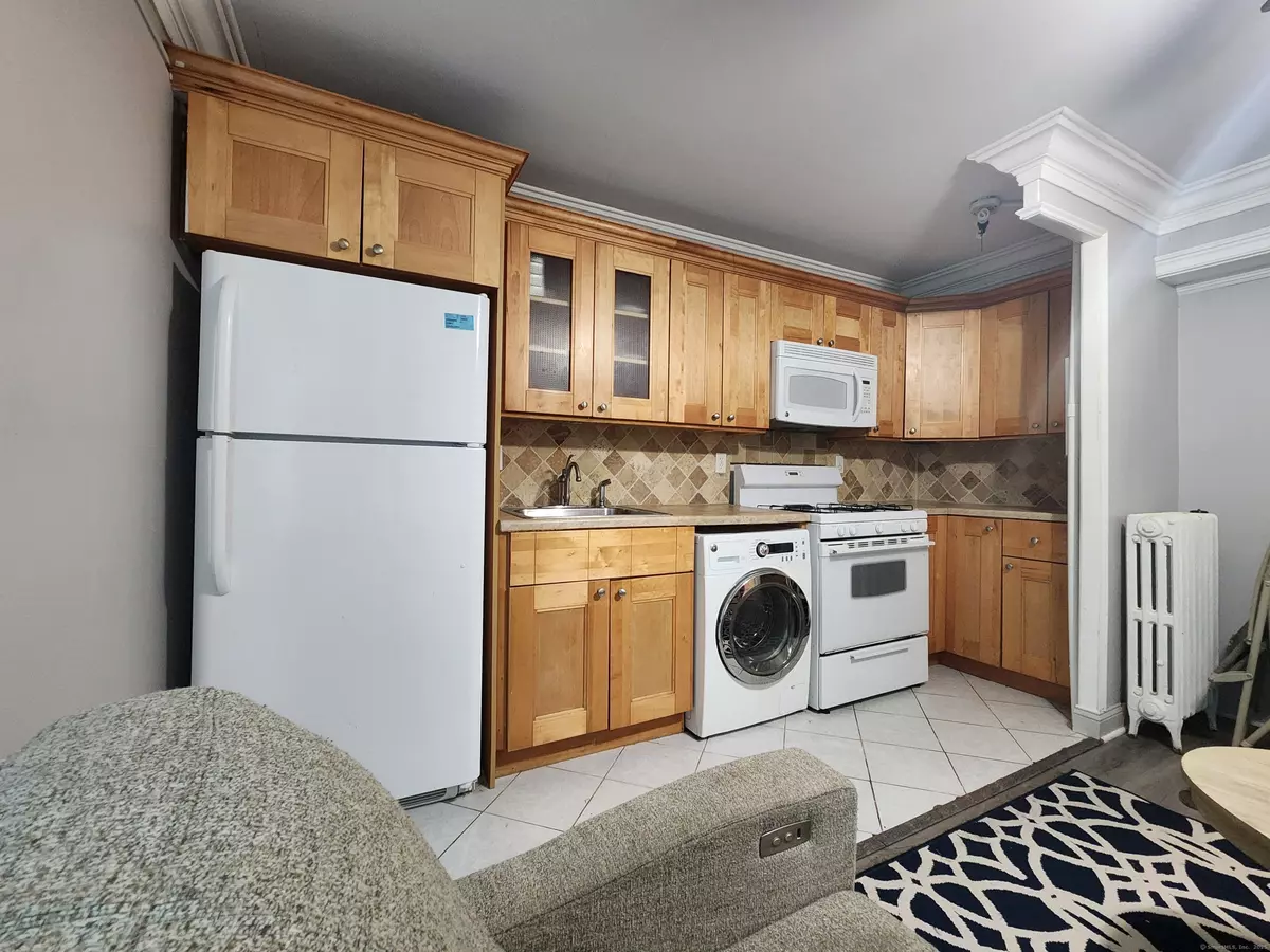 Bridgeport, CT 06610,361 Granfield Avenue #Bldg 8, A