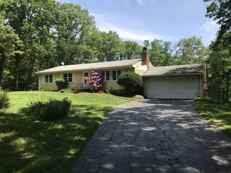 475 Saw Mill Road, Guilford, CT 06437