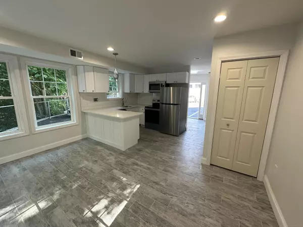 1083 Whalley Avenue #B, New Haven, CT 06515