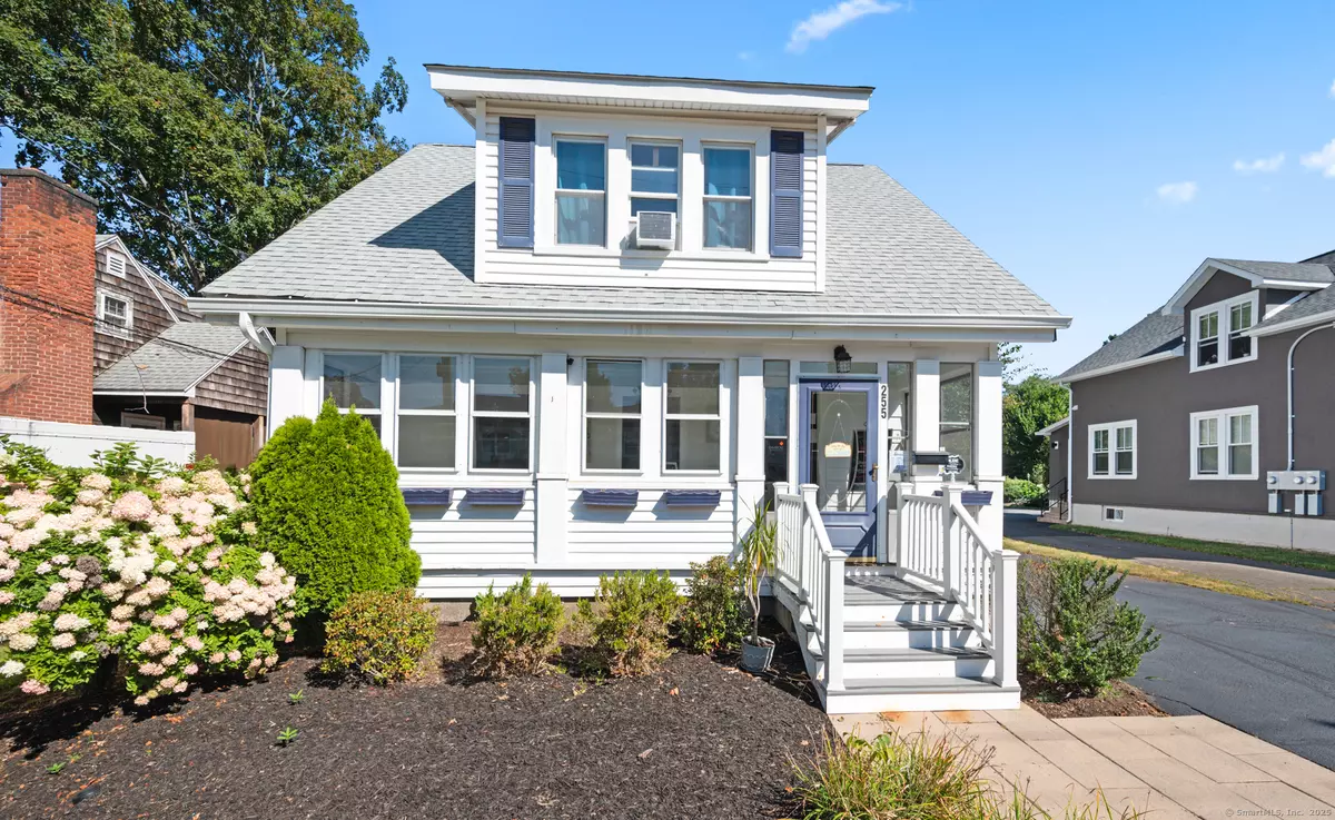 Glastonbury, CT 06033,255 Hebron Avenue