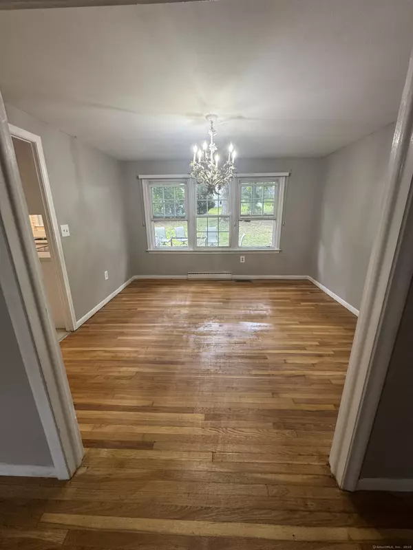 Norwich, CT 06360,8 Dogwood Lane