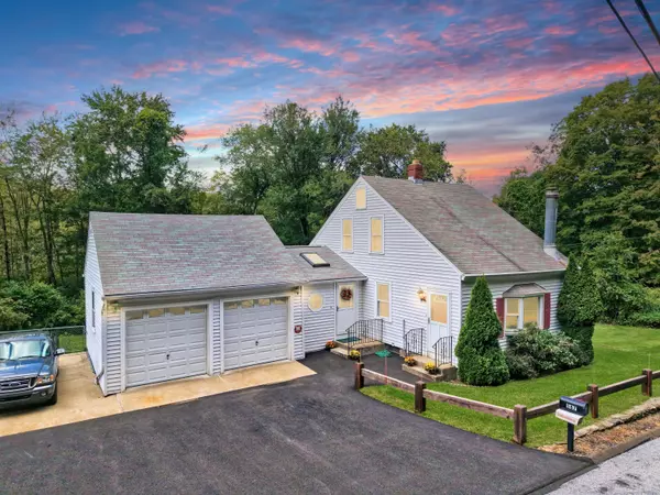 587 Shadduck Road, Middlebury, CT 06762