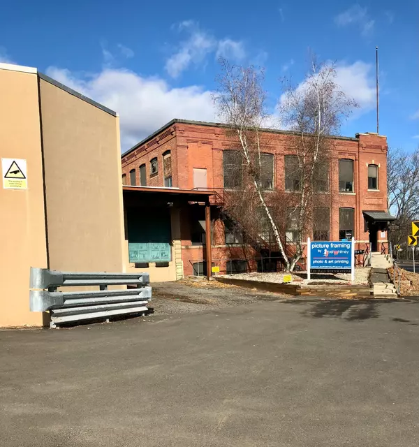 15 Washington Street, Plainville, CT 06062