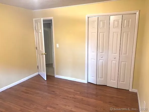 Chester, CT 06412,68 Middlesex Avenue