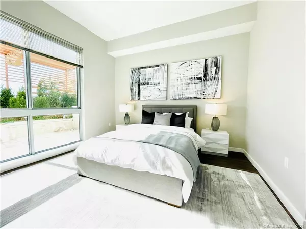 Stamford, CT 06902,900 Pacific Street #306