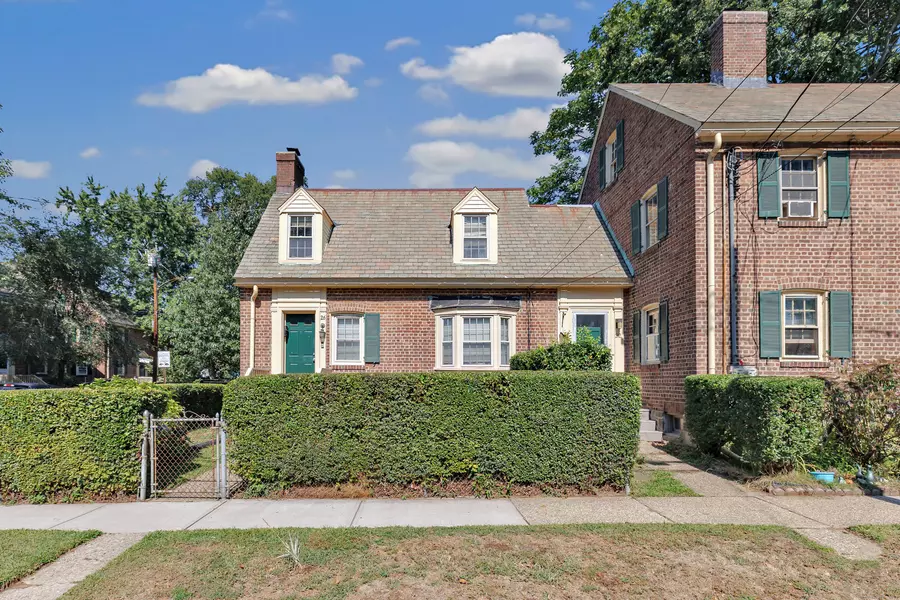 22 Sims Street, Bridgeport, CT 06604