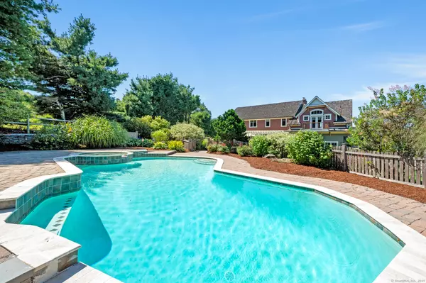 Glastonbury, CT 06073,102 Belltown Road