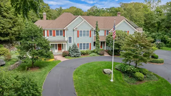4 Lynch Brook Lane, Ridgefield, CT 06877