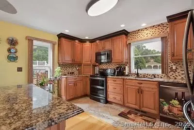 Wallingford, CT 06492,5 Stegos Drive