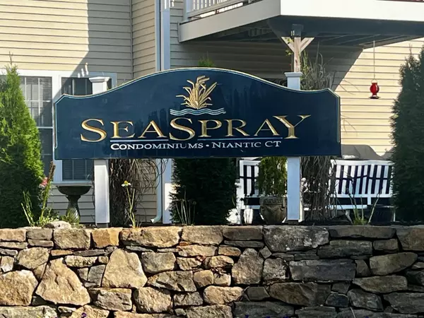 East Lyme, CT 06357,15 Freedom Way #60