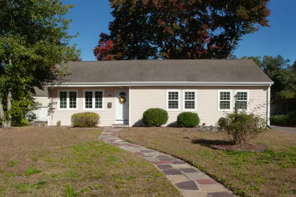 40 Larrabee Street,  East Hartford,  CT 06108