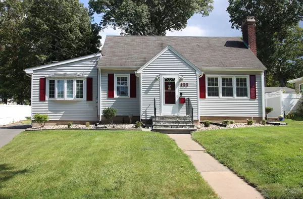 133 Helaine Road, Manchester, CT 06042