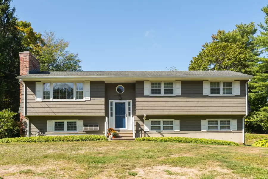 1066 Long Hill Road, Guilford, CT 06437