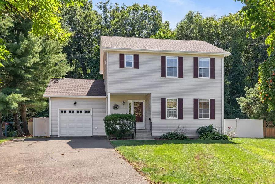 24 Podunk Circle #24, South Windsor, CT 06074