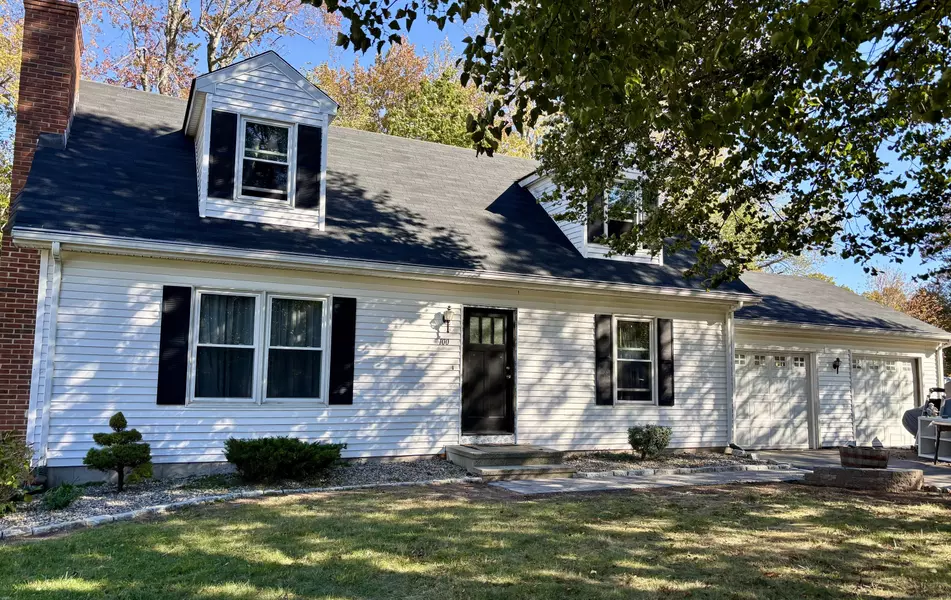 100 McCormick Lane, Middletown, CT 06457