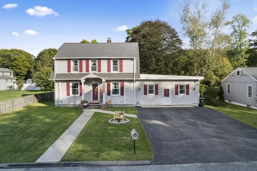 12 McClellan Avenue, Norwich, CT 06360