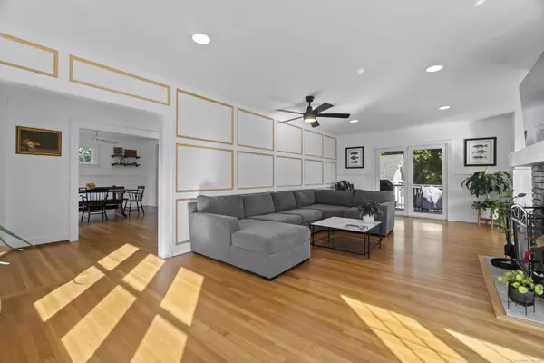 New London, CT 06320,165 Plant Street