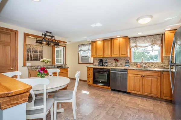 Bristol, CT 06010,44 Cabot Street