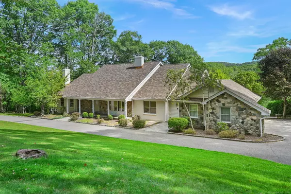 5 Sail Harbour Drive, Sherman, CT 06784