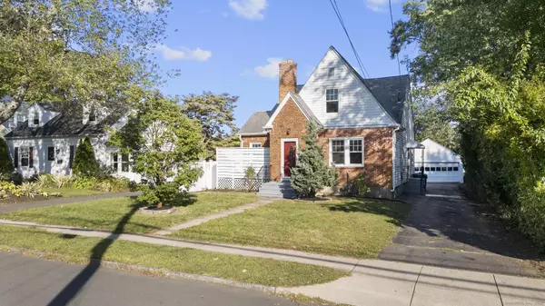 West Hartford, CT 06110,62 Grove Street