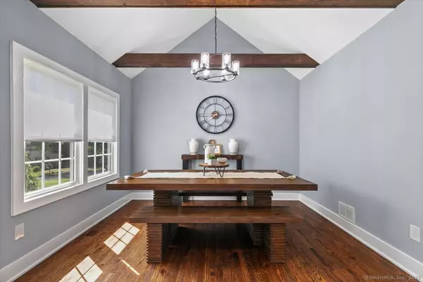 Trumbull, CT 06611,9 Turney Place