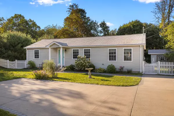 Old Lyme, CT 06371,126 Boston Post Road