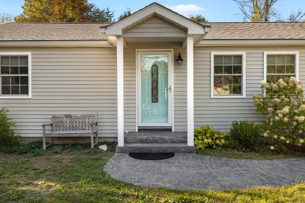 Old Lyme, CT 06371,126 Boston Post Road