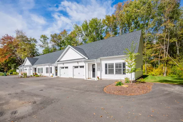 180 South Washington Street #12, Plainville, CT 06062