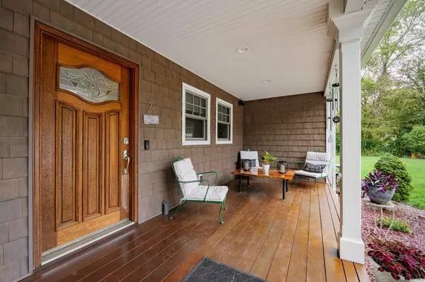 New Fairfield, CT 06812,15 Flak Lane