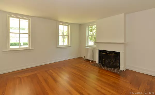 Southbury, CT 06488,15 Hawkins Road