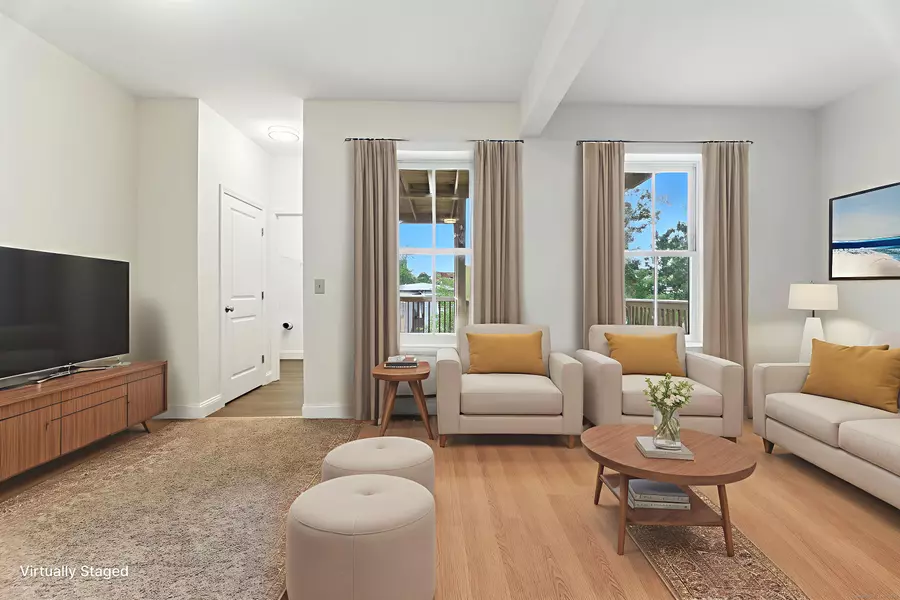 45 Squire Street, Hartford, CT 06106