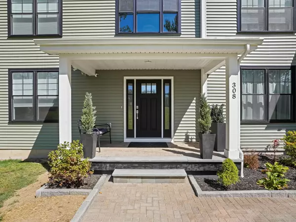 Southbury, CT 06488,308 Vista View Drive