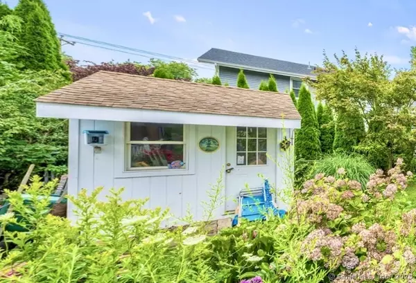 Westbrook, CT 06498,8 Lewis Avenue