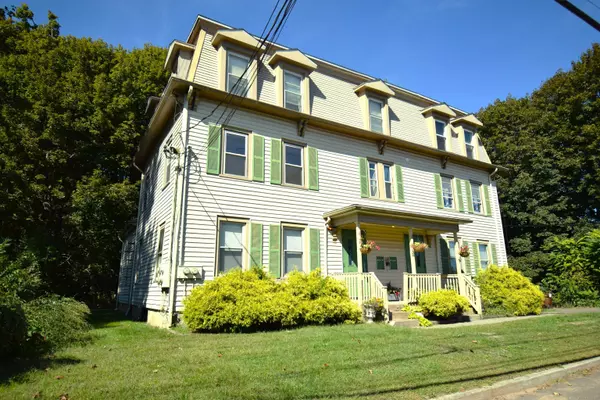 28 Driveway #2-L, Guilford, CT 06437